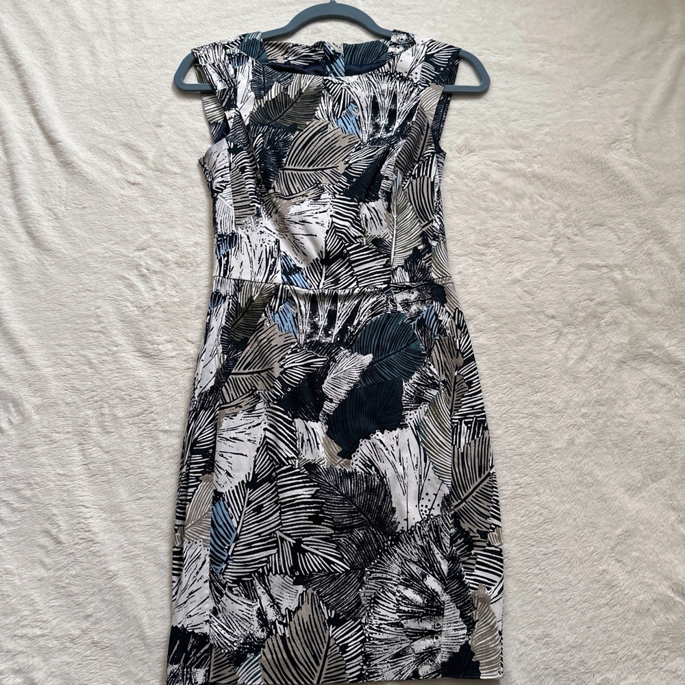 French Connection Black, White, Blue & Gray Leaf-Print Midi Dress